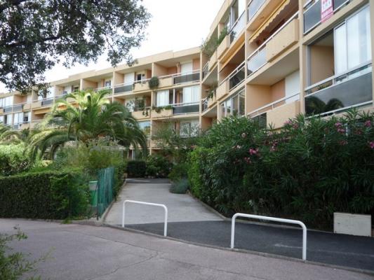 Photo 1 - Appartement 2 personnes à BORMES LES MIMOSAS