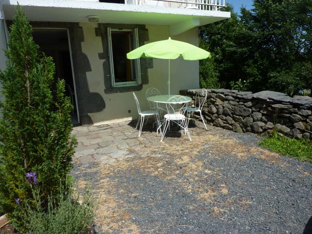 Photo 9 - Appartement 4 personnes à BESSE ET SAINT ANASTAISE