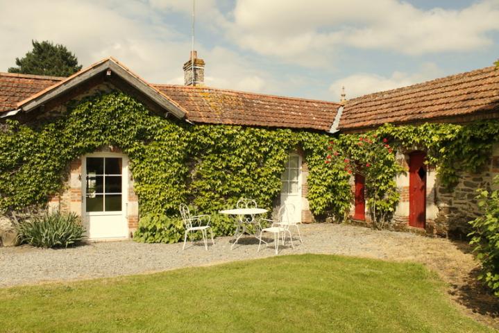 Location vacances LES PINEAUX - photo n°1 annonce C2338500