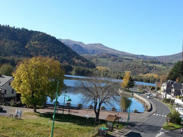 Photo 1 - Gîte 4 personnes à CHAMBON SUR LAC